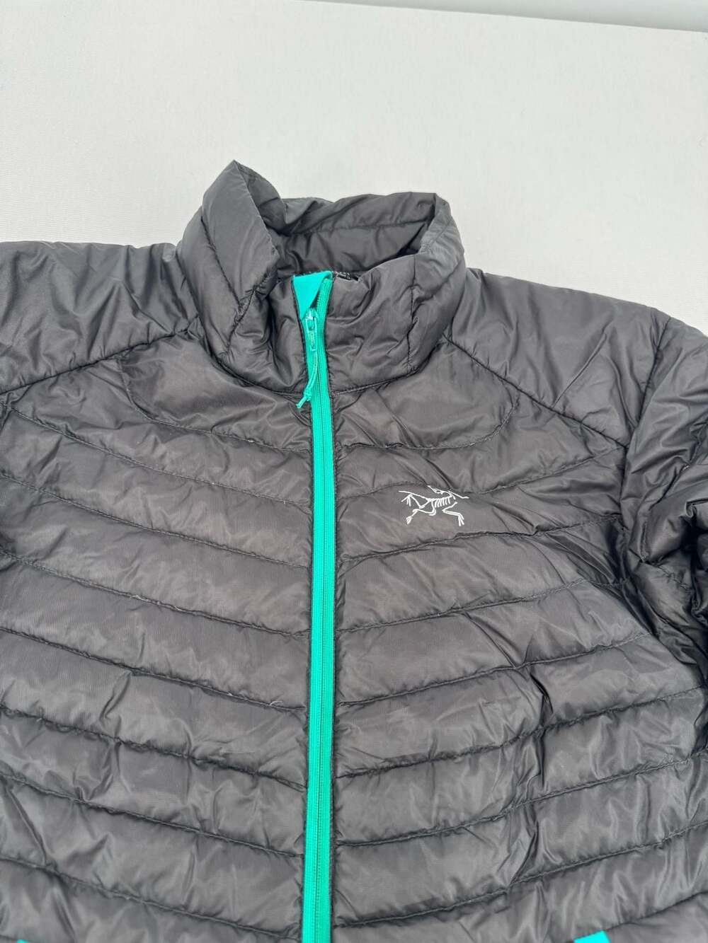 Arc'teryx Women's Quilted Full Zip Puffer Jacket Black with Teal Zippers
